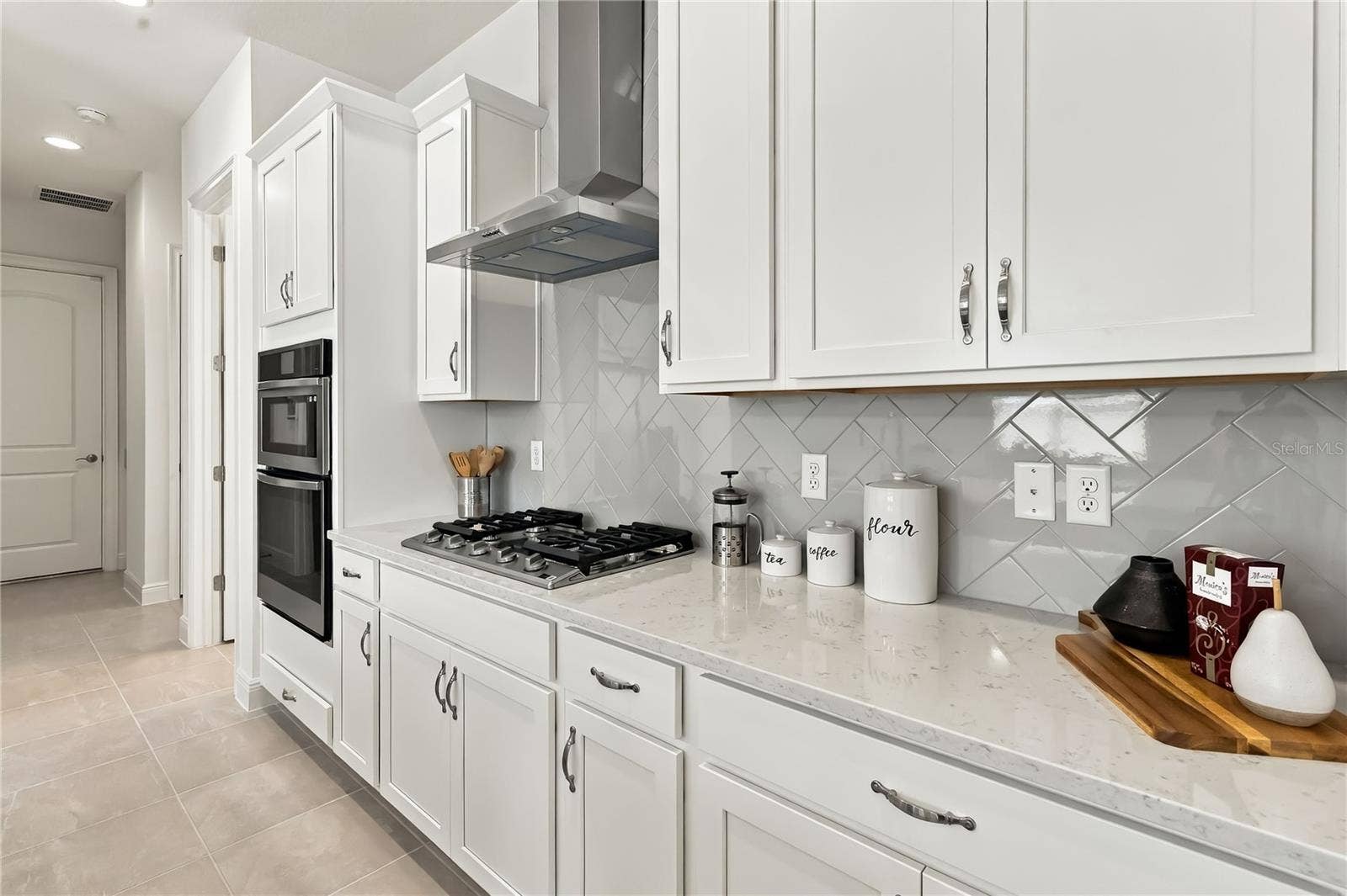 5031 DANCY LANE, St Cloud, FL 34772 5031 DANCY LANE, St Cloud, FL 34772