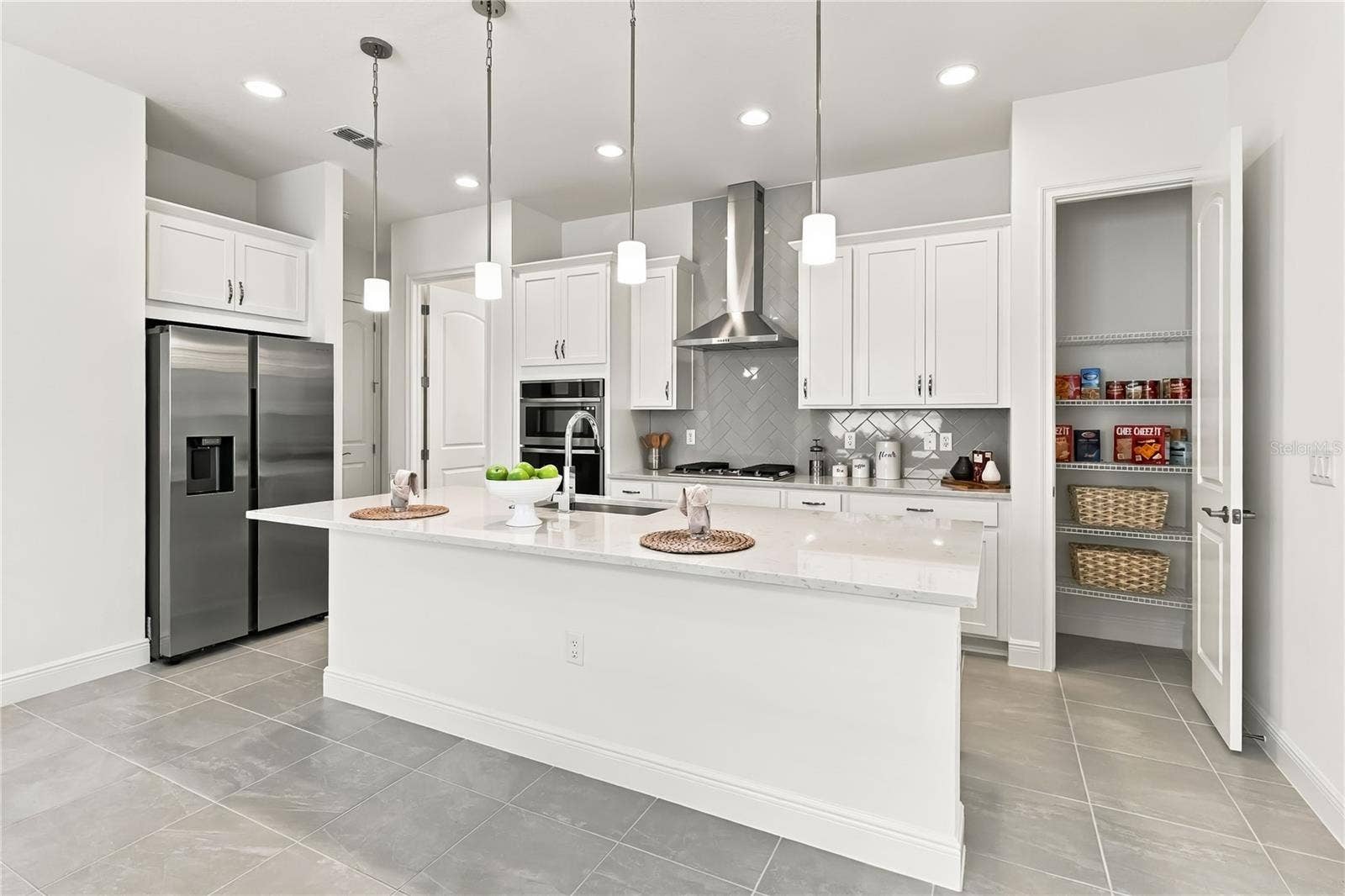 5031 DANCY LANE, St Cloud, FL 34772 5031 DANCY LANE, St Cloud, FL 34772