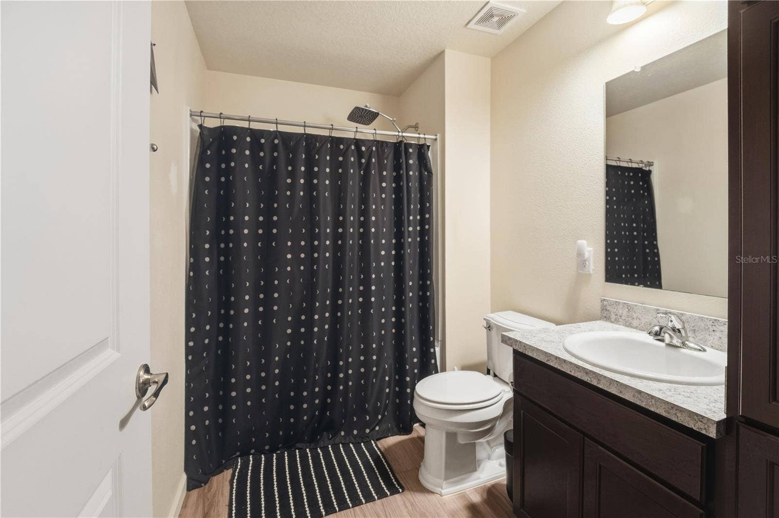 143 W 13TH STREET, Apopka, FL 32703 143 W 13TH STREET, Apopka, FL 32703