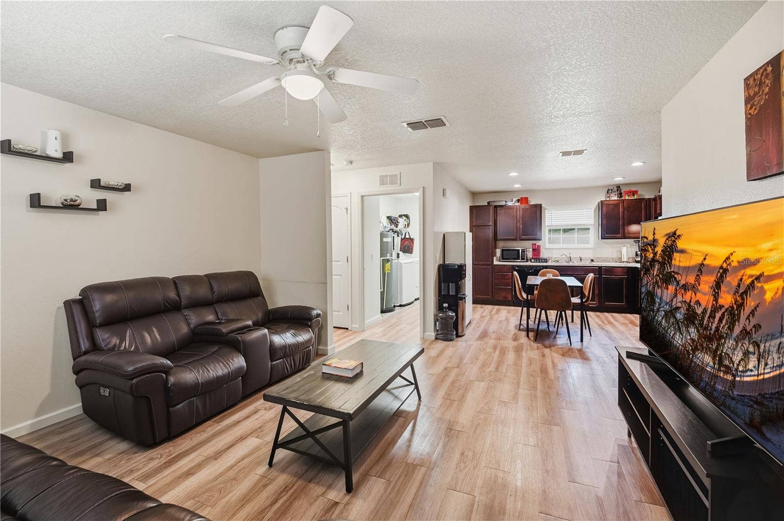 143 W 13TH STREET, Apopka, FL 32703 143 W 13TH STREET, Apopka, FL 32703