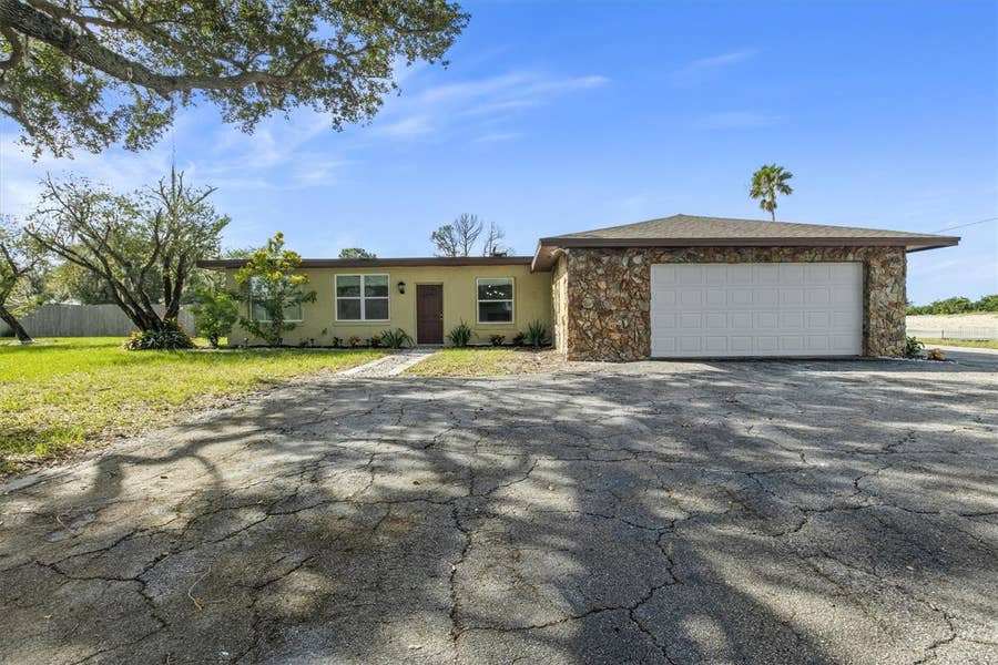 Property photo for 8812 OAKWOOD DRIVE, Lake Wales, FL