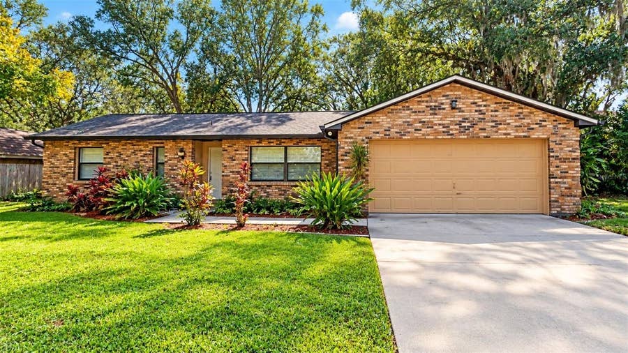 Property photo for 4485 WHITE OAK CIRCLE, Kissimmee, FL