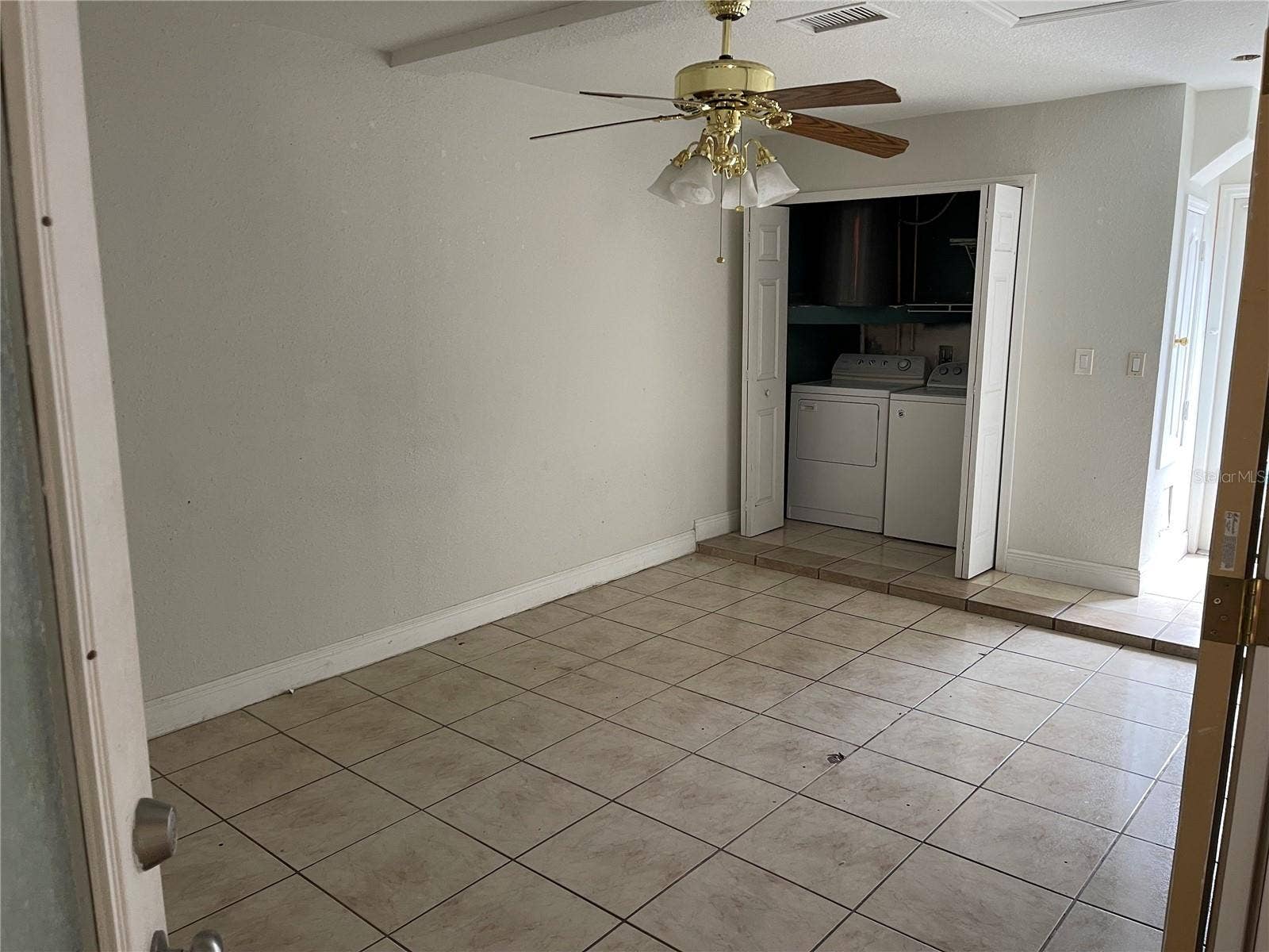 1112 OCEAN STREET, Kissimmee, FL 34744 1112 OCEAN STREET, Kissimmee, FL 34744
