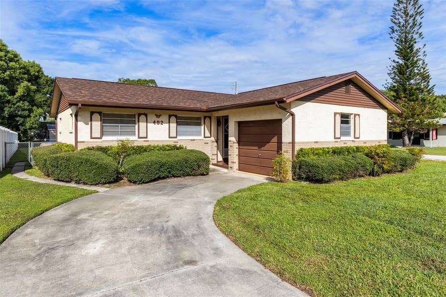 Property photo for 402 MISSISSIPPI AVENUE, St Cloud, FL
