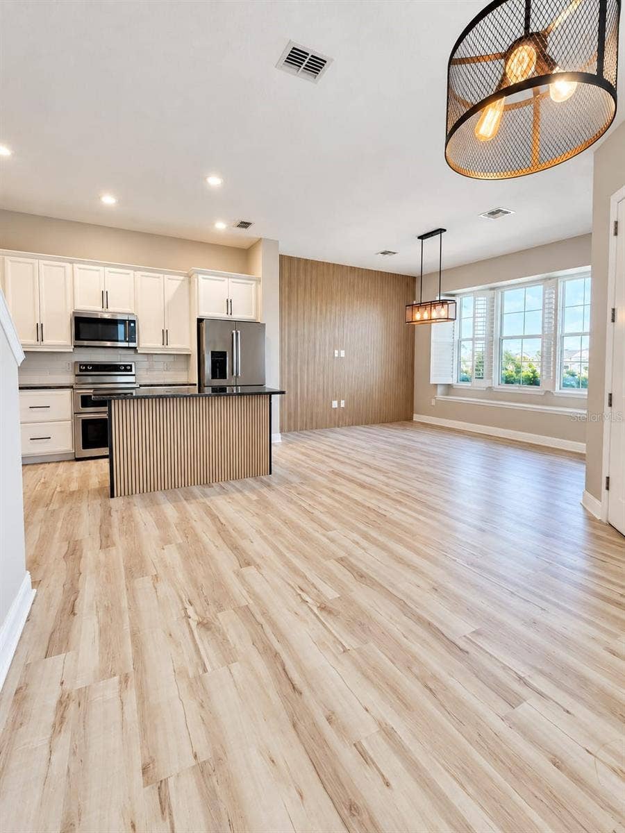 8582 POWDER RIDGE TRAIL, Windermere, FL 34786
