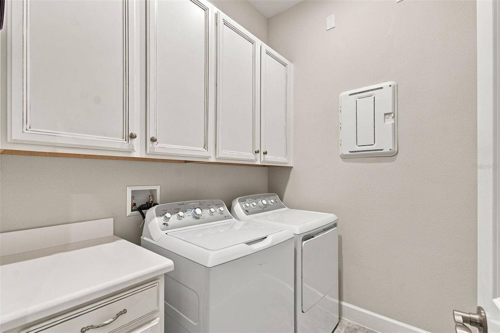 4085 VIA TOLEDO COURT, Poinciana, FL 34759 Laundry Rm