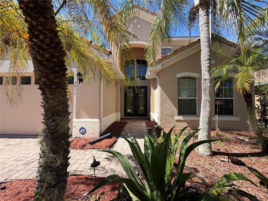 Property photo for 3811 EAGLE ISLES CIRCLE, Kissimmee, FL