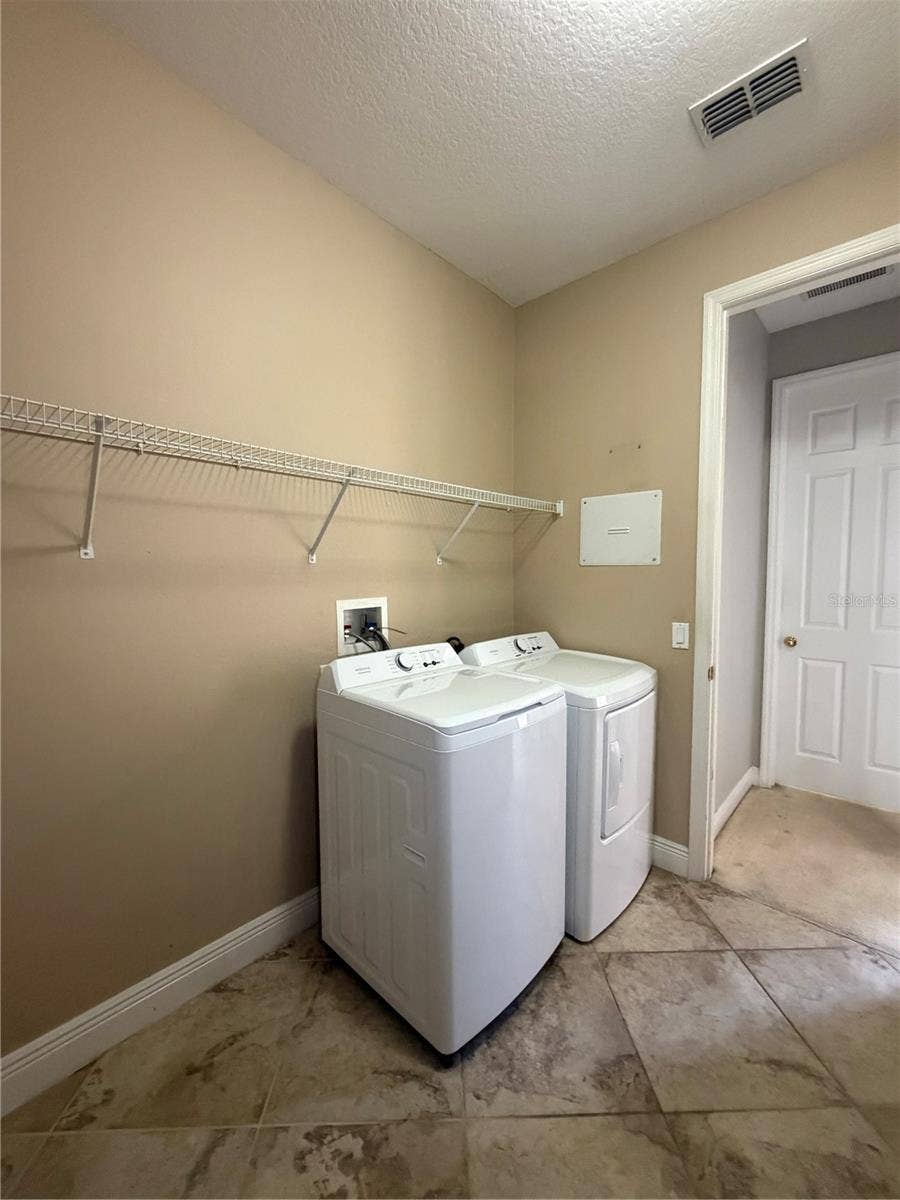 3811 EAGLE ISLES CIRCLE, Kissimmee, FL 34746 3811 EAGLE ISLES CIRCLE, Kissimmee, FL 34746