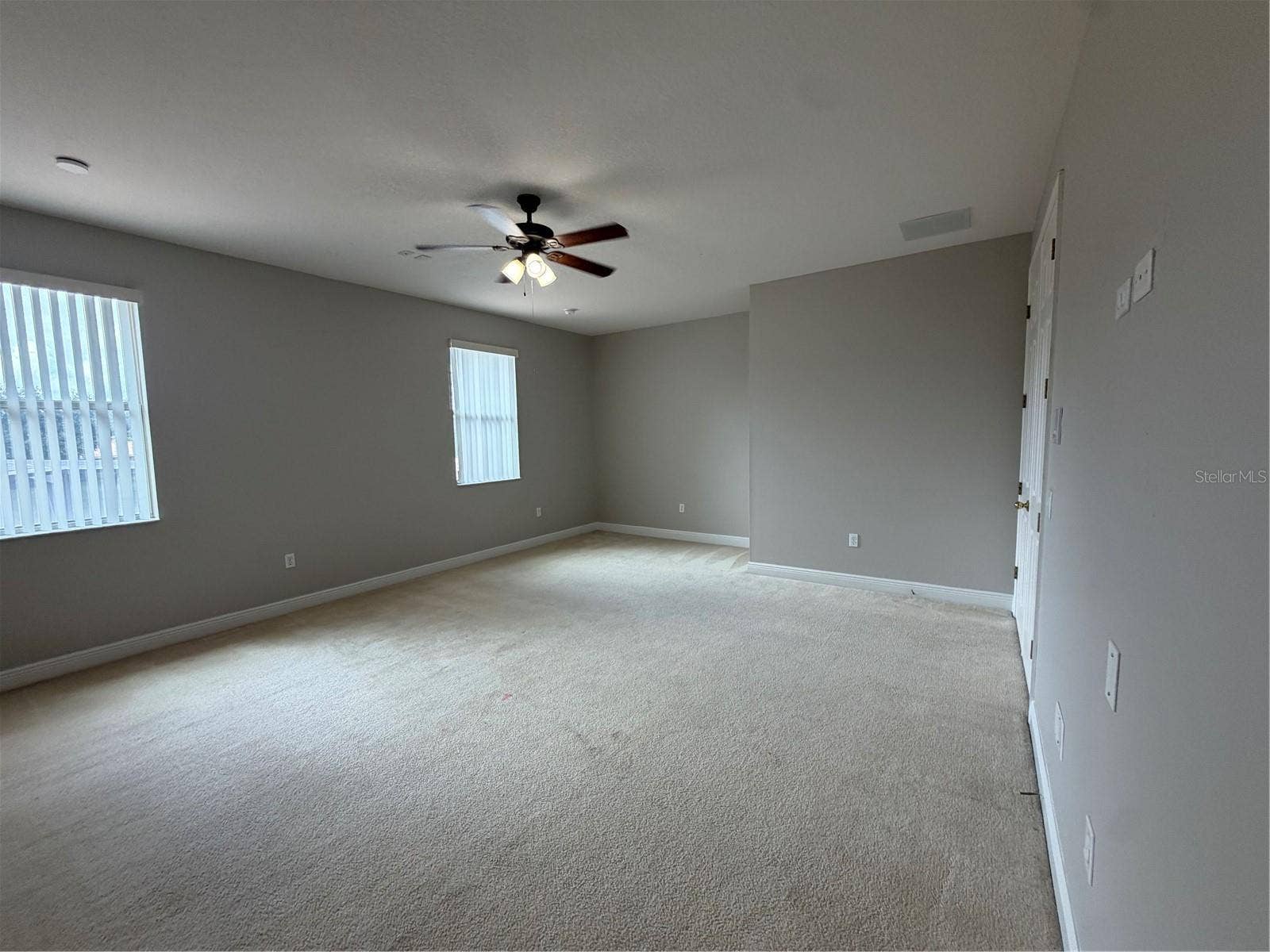 3811 EAGLE ISLES CIRCLE, Kissimmee, FL 34746 3811 EAGLE ISLES CIRCLE, Kissimmee, FL 34746