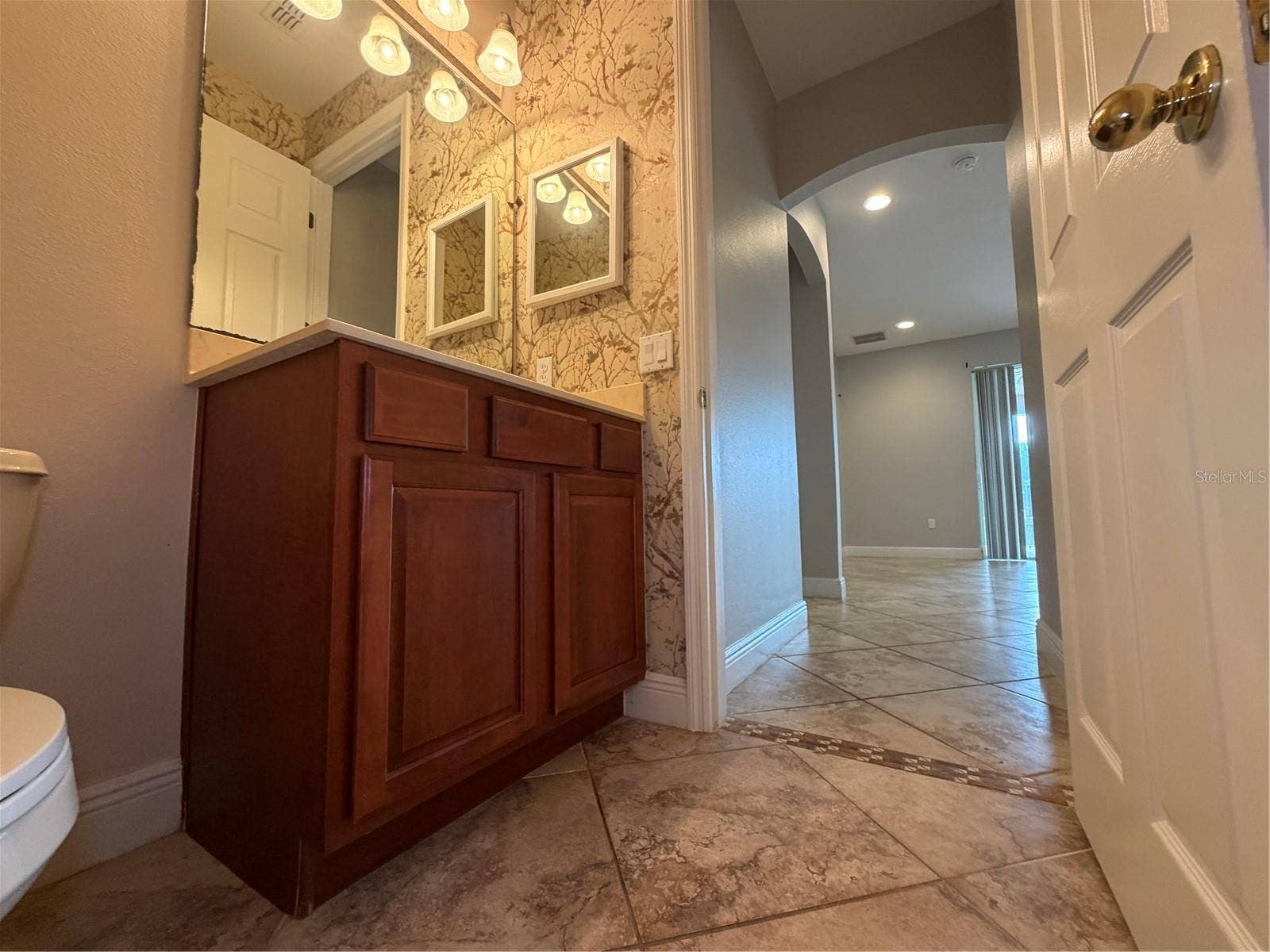 3811 EAGLE ISLES CIRCLE, Kissimmee, FL 34746 3811 EAGLE ISLES CIRCLE, Kissimmee, FL 34746