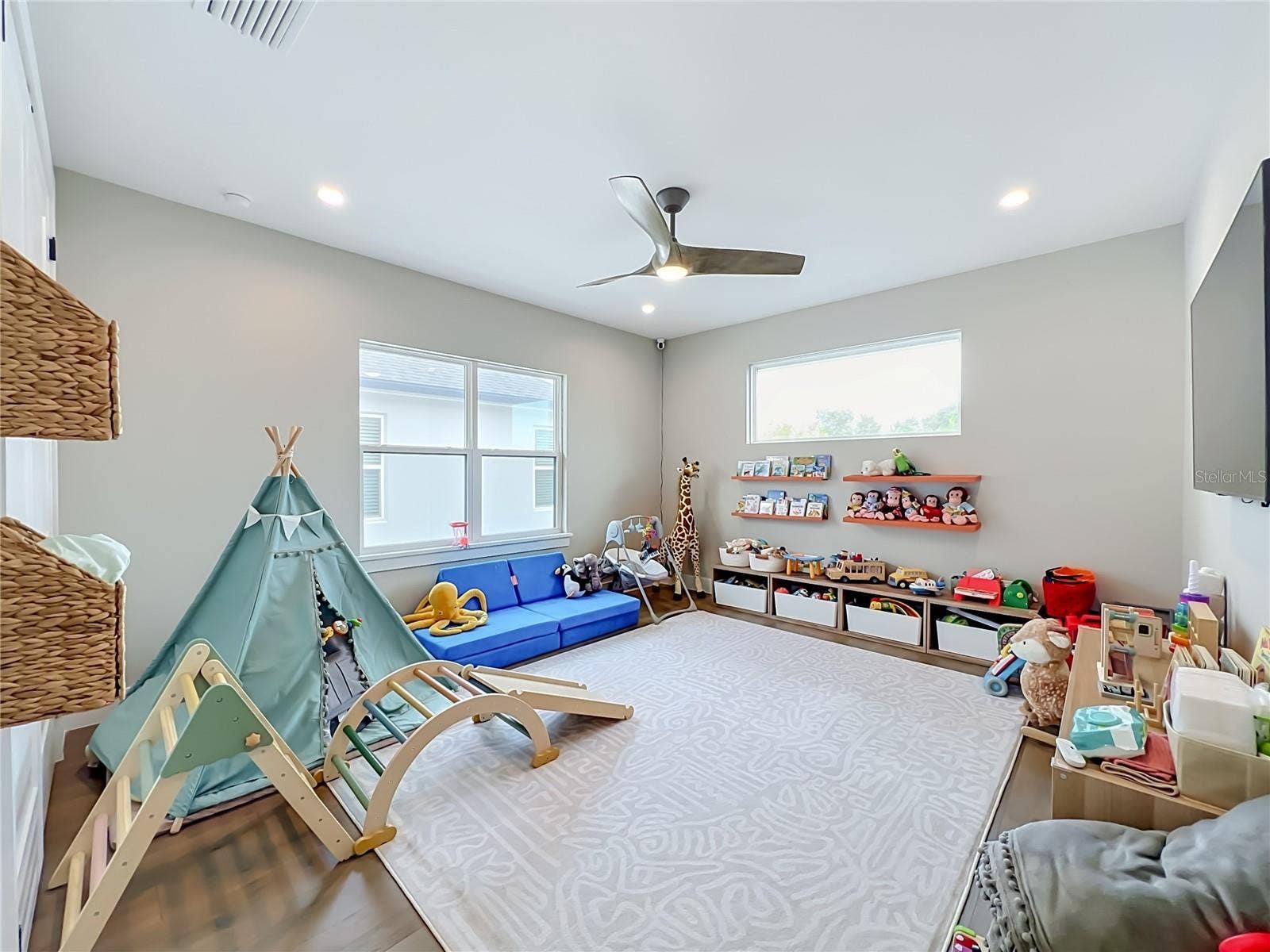 1737 INDIANA AVENUE, Winter Park, FL 32789