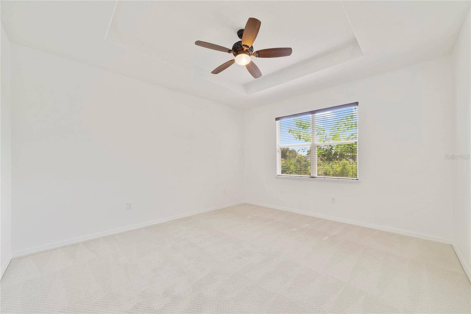 8036 CRUSHED PEPPER AVENUE, Orlando, FL 32817 8036 CRUSHED PEPPER AVENUE, Orlando, FL 32817