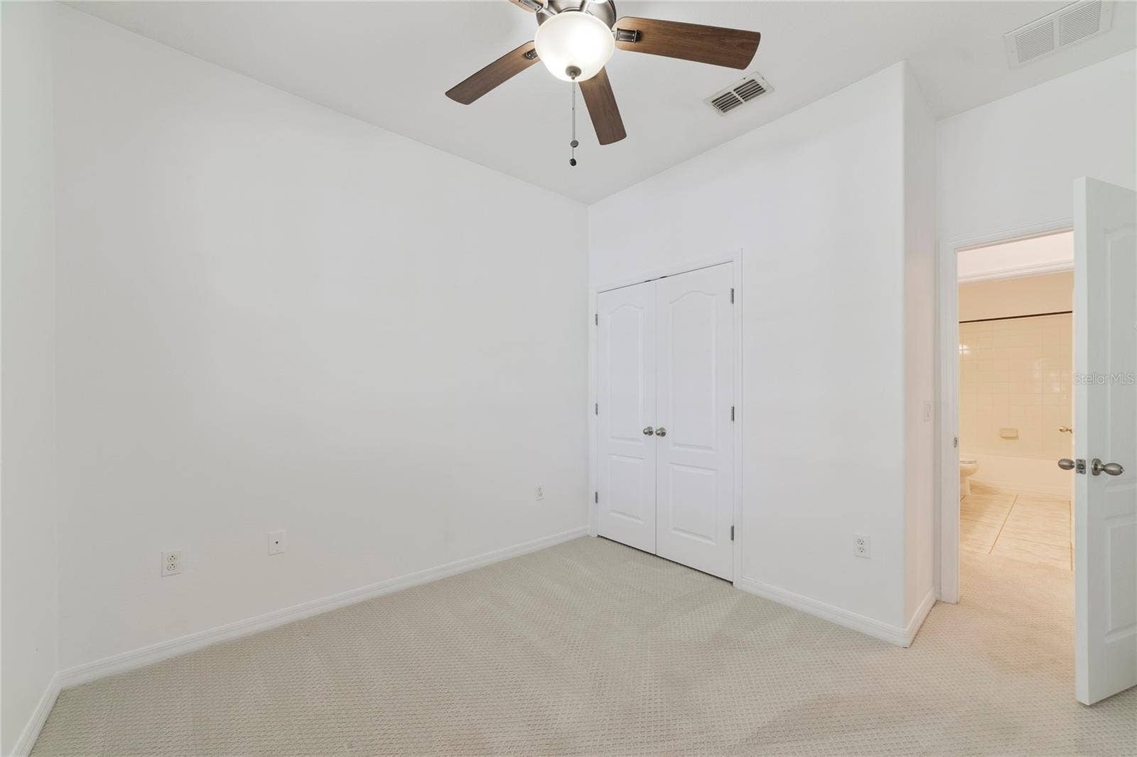 8036 CRUSHED PEPPER AVENUE, Orlando, FL 32817 8036 CRUSHED PEPPER AVENUE, Orlando, FL 32817