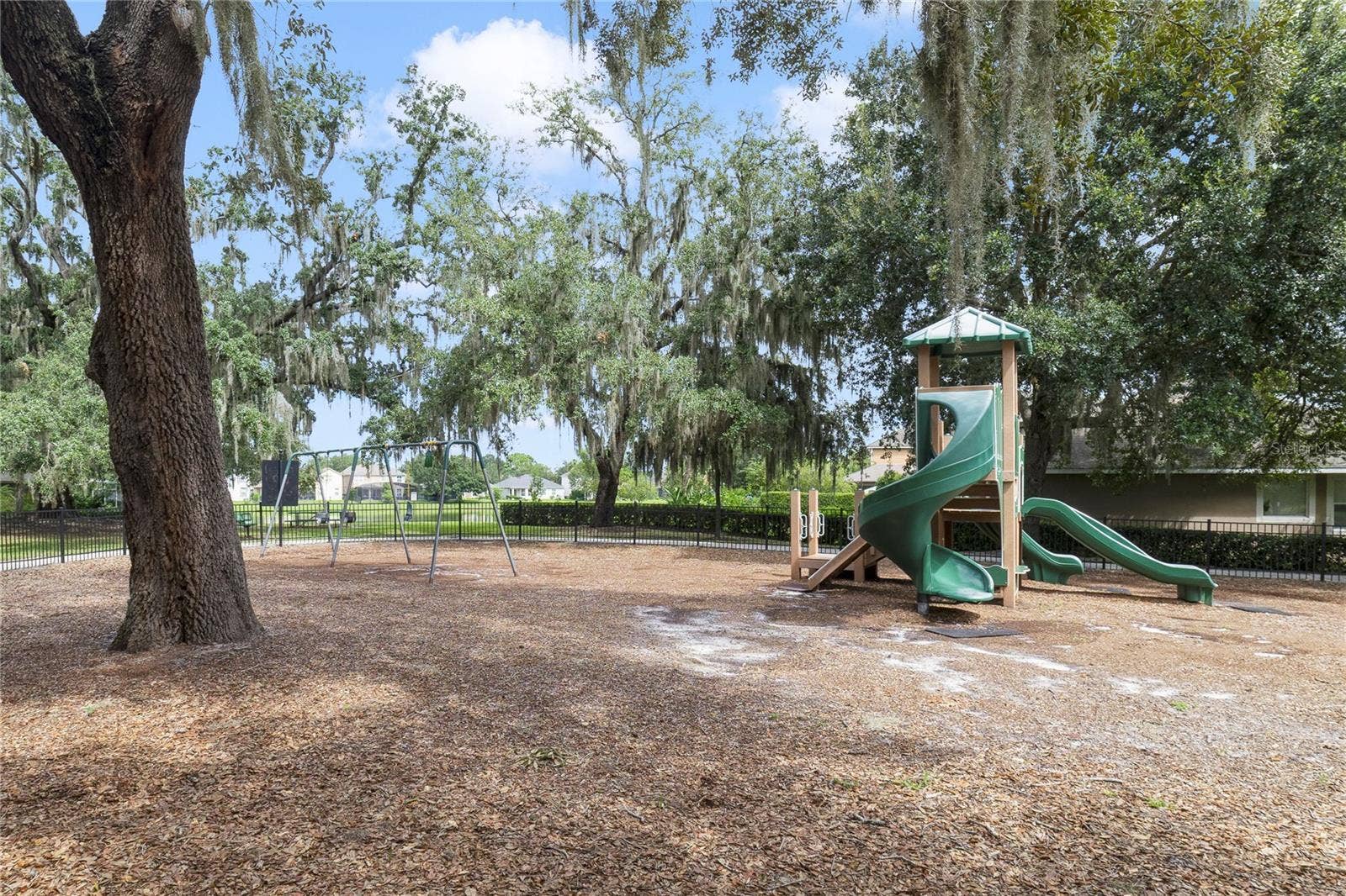 8036 CRUSHED PEPPER AVENUE, Orlando, FL 32817 8036 CRUSHED PEPPER AVENUE, Orlando, FL 32817