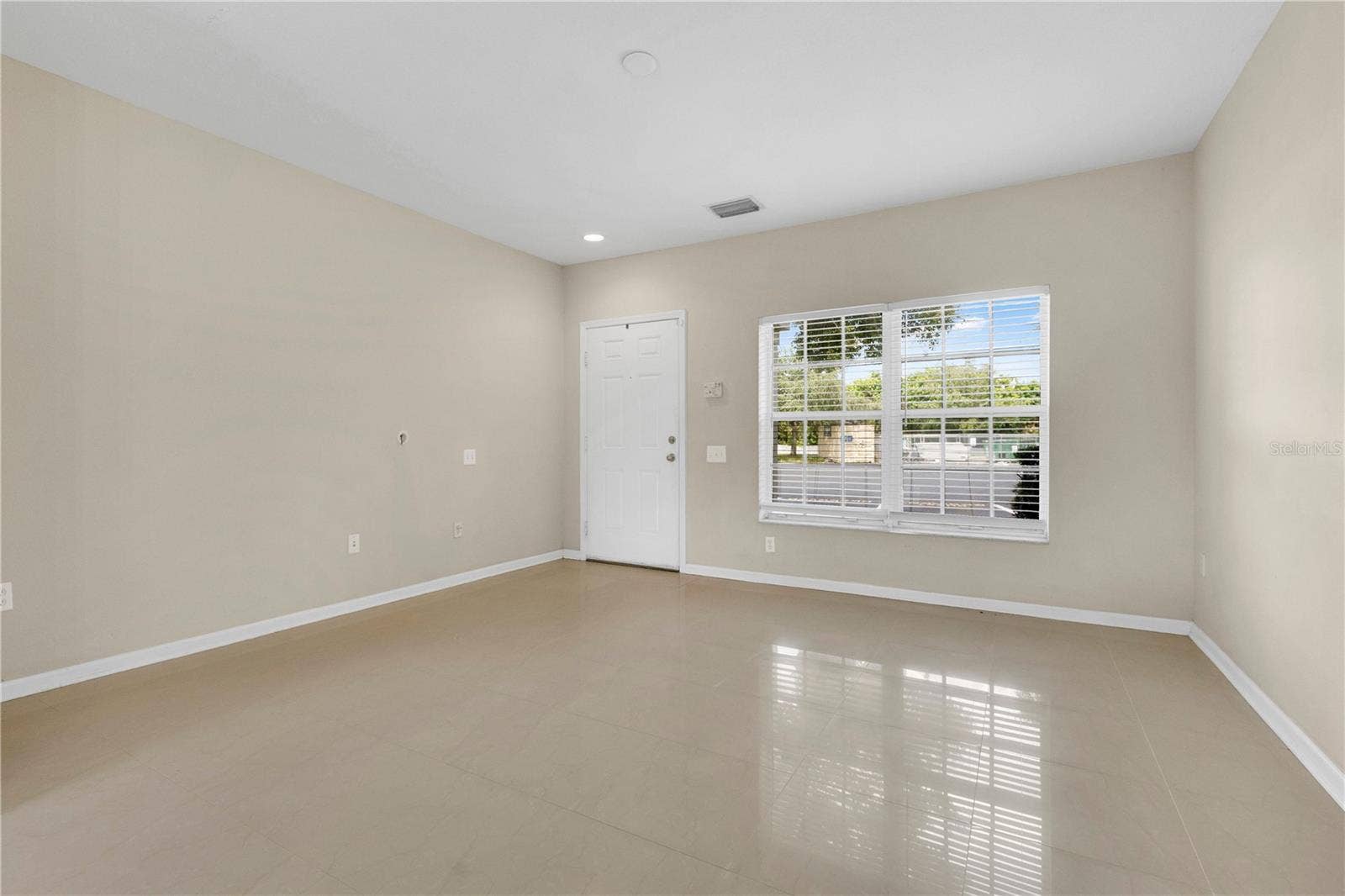 10173 BESSEMER POND COURT, Riverview, FL 33578
