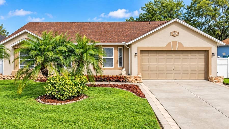 Property photo for 913 NANCY COURT, Kissimmee, FL