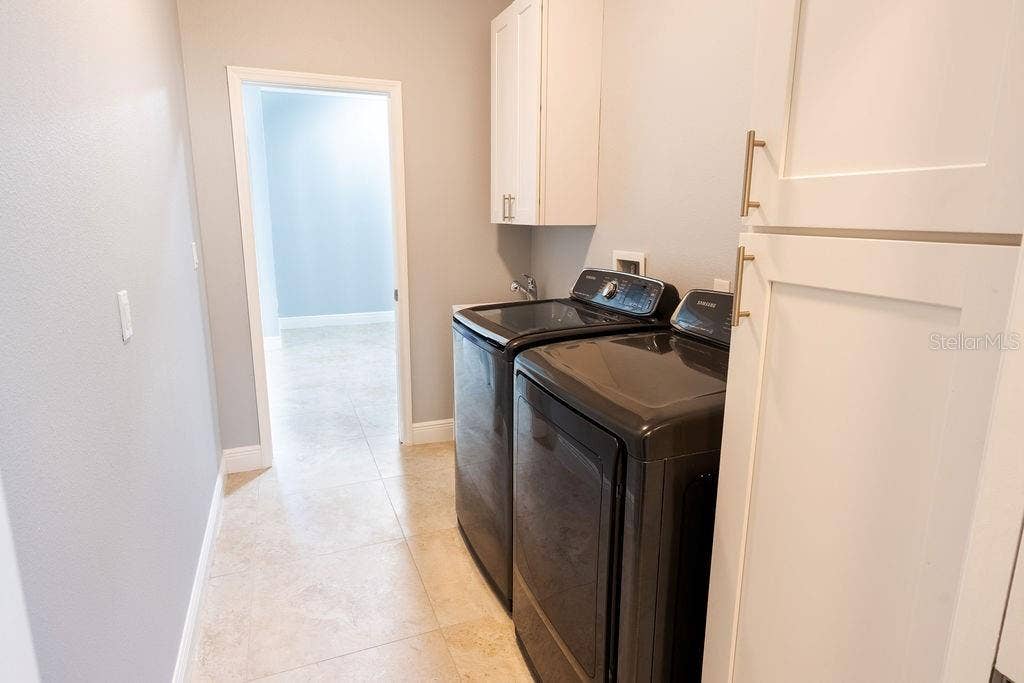 1846 KNIGHT AVENUE, Orlando, FL 32826 1846 KNIGHT AVENUE, Orlando, FL 32826