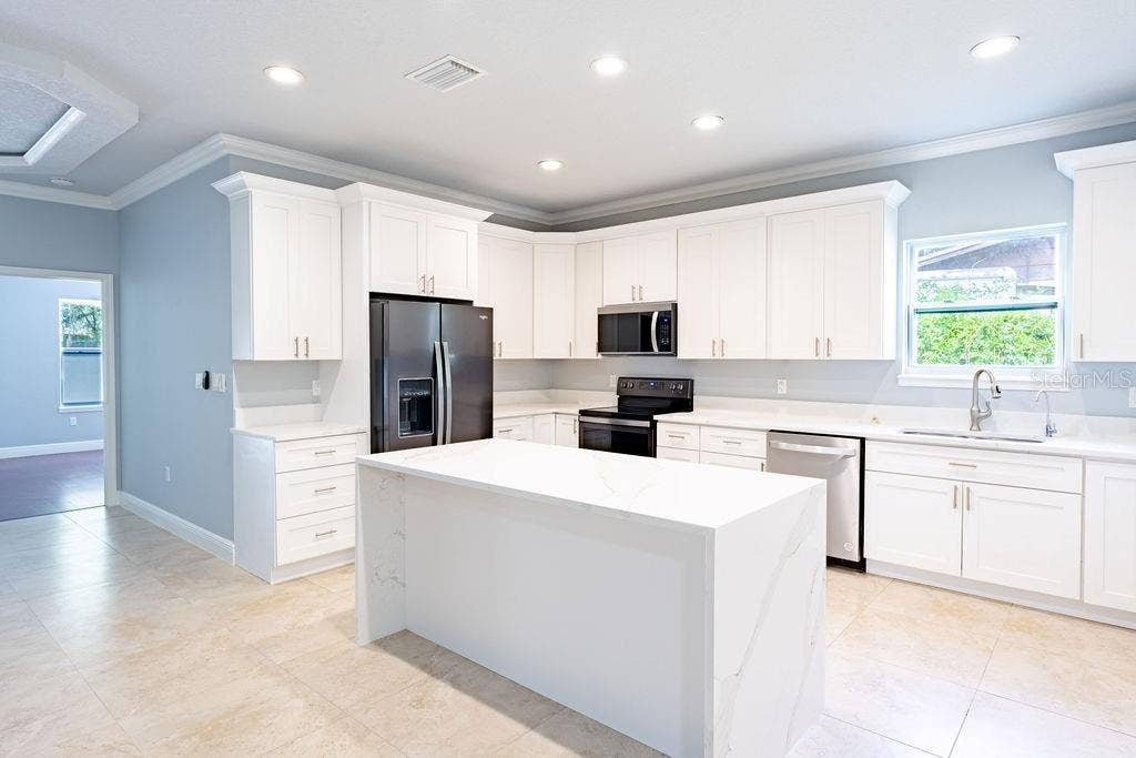 1846 KNIGHT AVENUE, Orlando, FL 32826 1846 KNIGHT AVENUE, Orlando, FL 32826