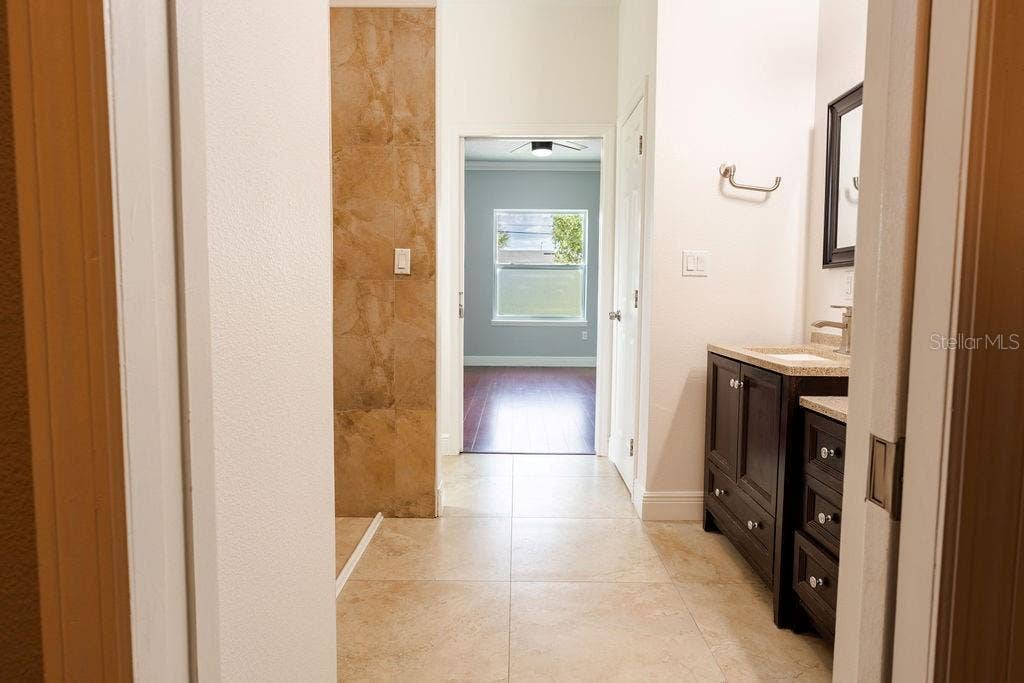 1846 KNIGHT AVENUE, Orlando, FL 32826 1846 KNIGHT AVENUE, Orlando, FL 32826