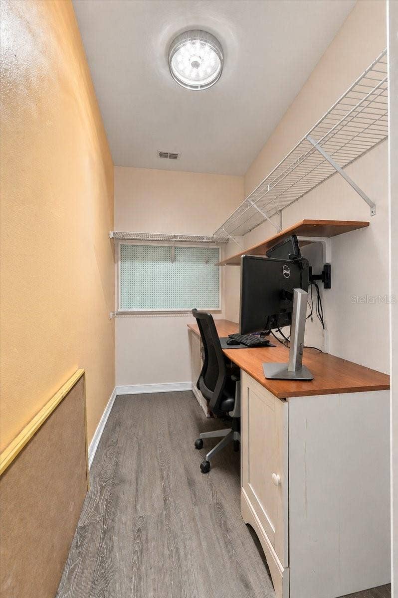down stairs walk-in closet or second office - Room 5