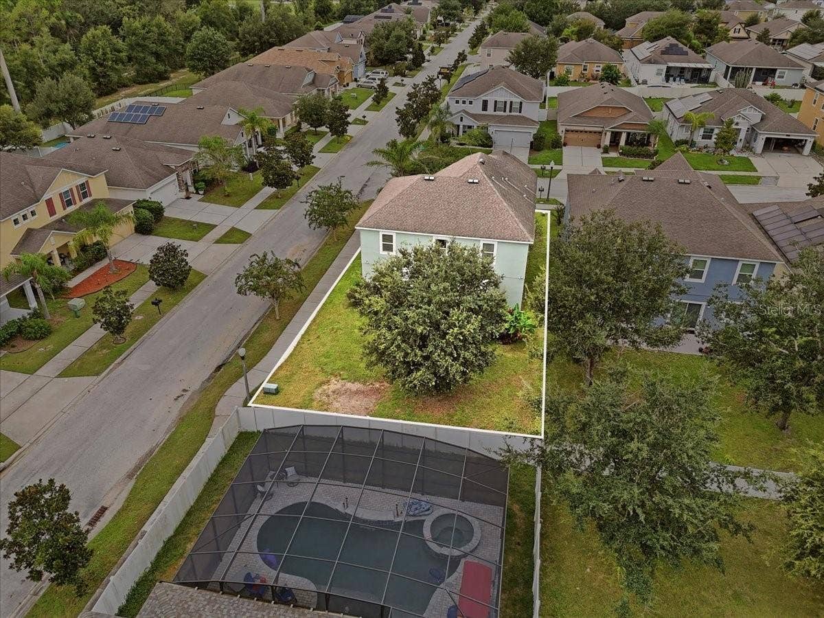 724 PATACHES PLACE, Groveland, FL 34736