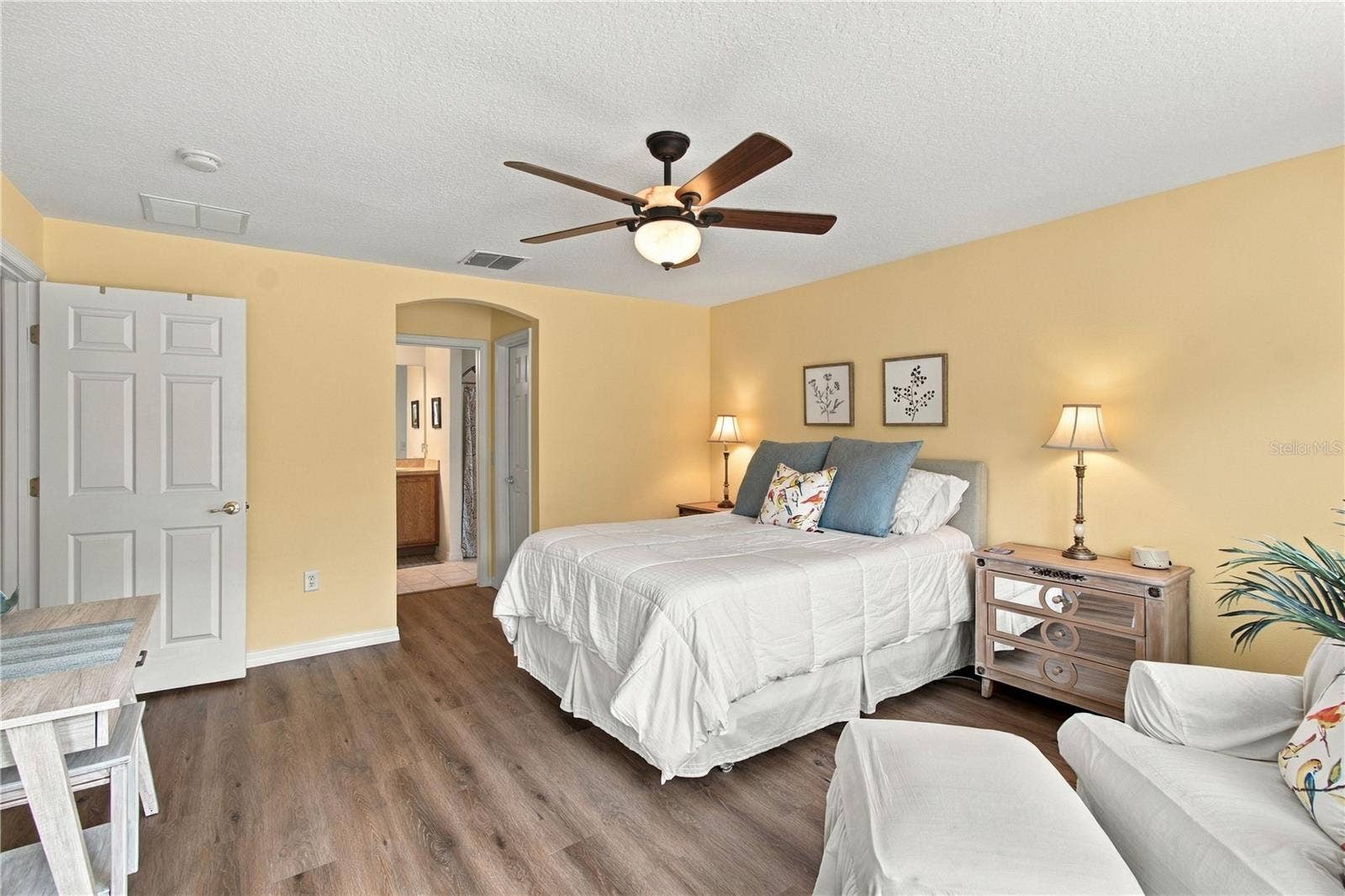 516 GRAND CANAL DR, Poinciana, FL 34759 PRIMARY SUITE