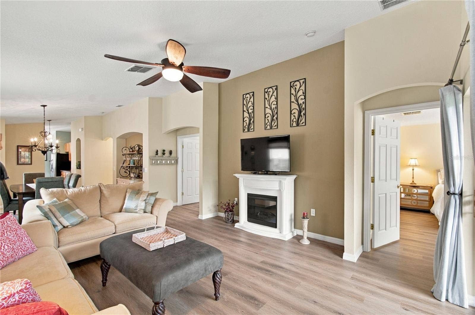 516 GRAND CANAL DR, Poinciana, FL 34759 516 GRAND CANAL DR, Poinciana, FL 34759
