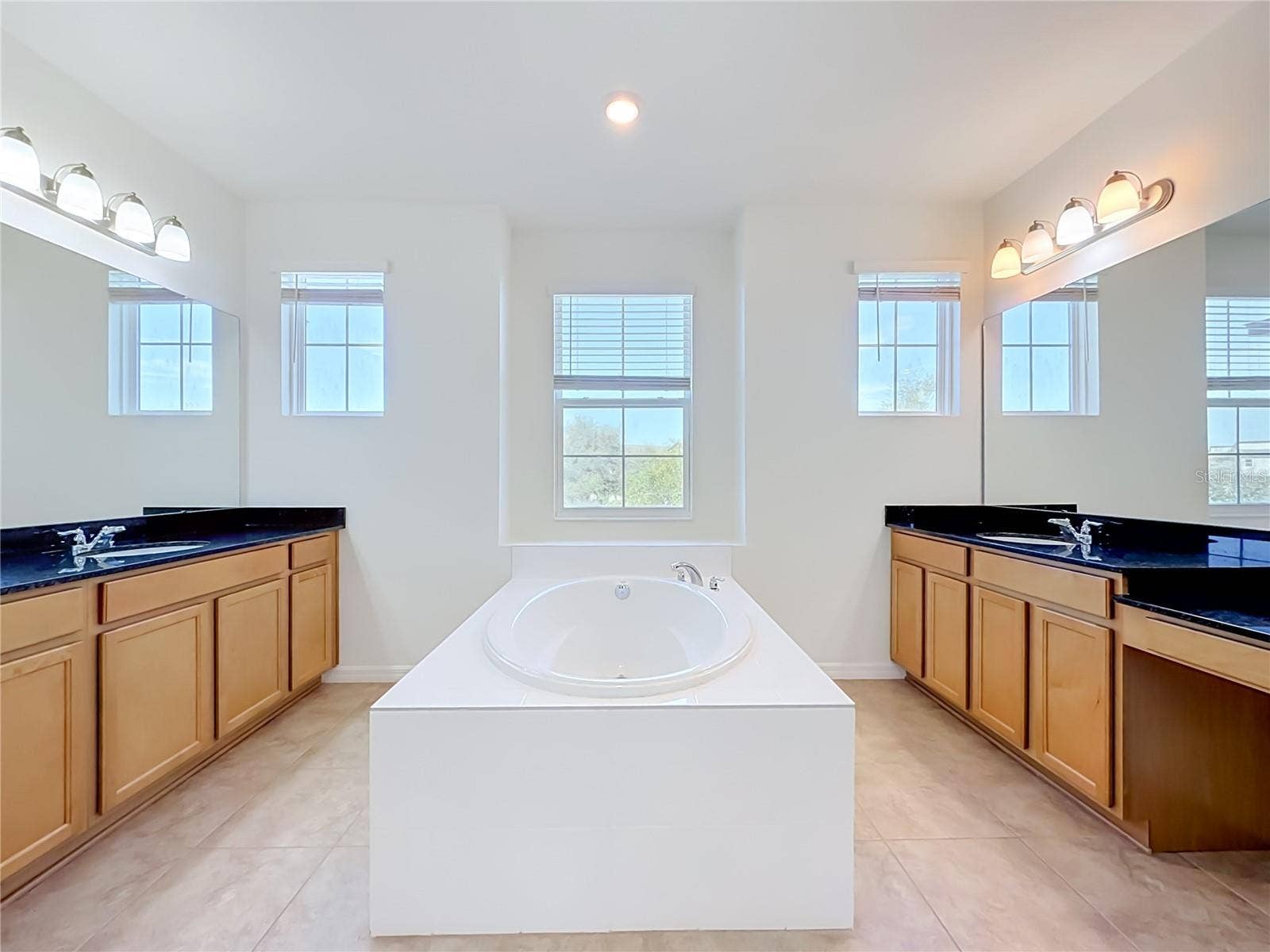 10079 AUSTRINA OAK LOOP, Winter Garden, FL 34787 10079 AUSTRINA OAK LOOP, Winter Garden, FL 34787