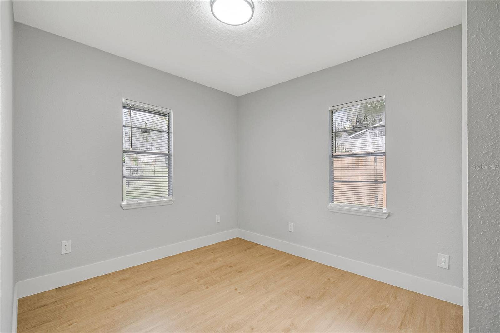 13 N VAN BUREN AVENUE, Orlando, FL 32811
