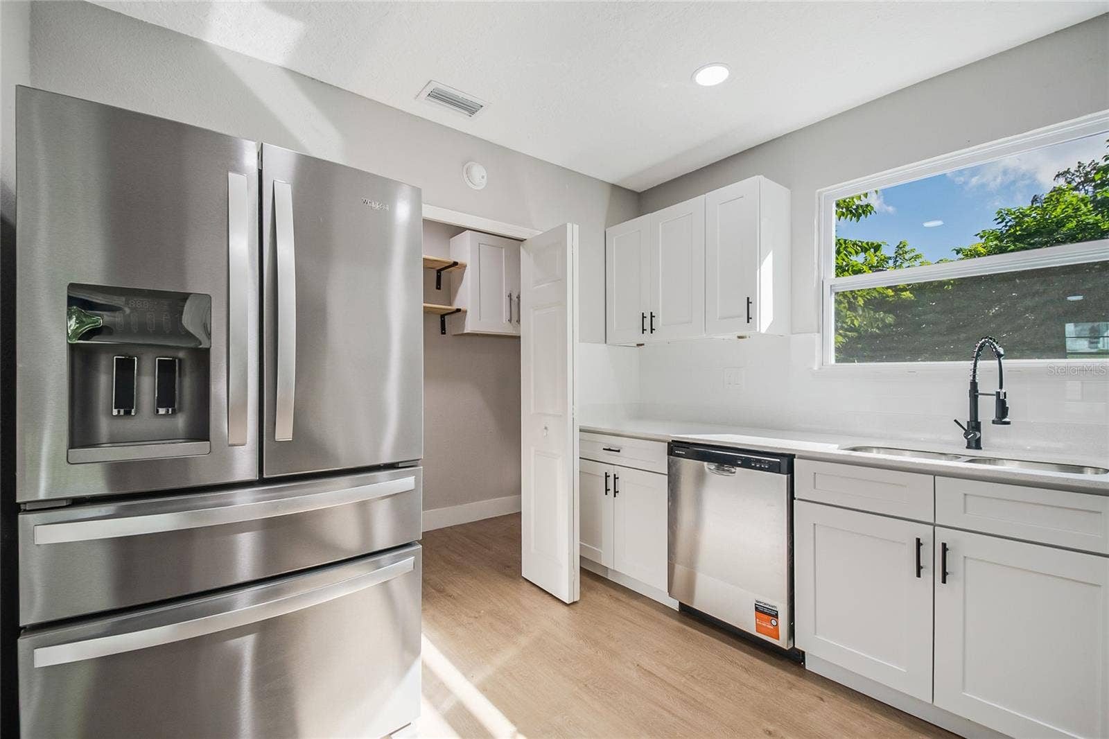 13 N VAN BUREN AVENUE, Orlando, FL 32811
