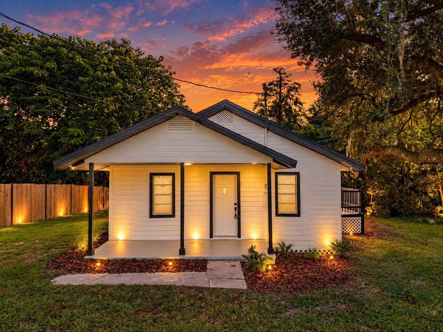 13 N VAN BUREN AVENUE, Orlando, FL 32811