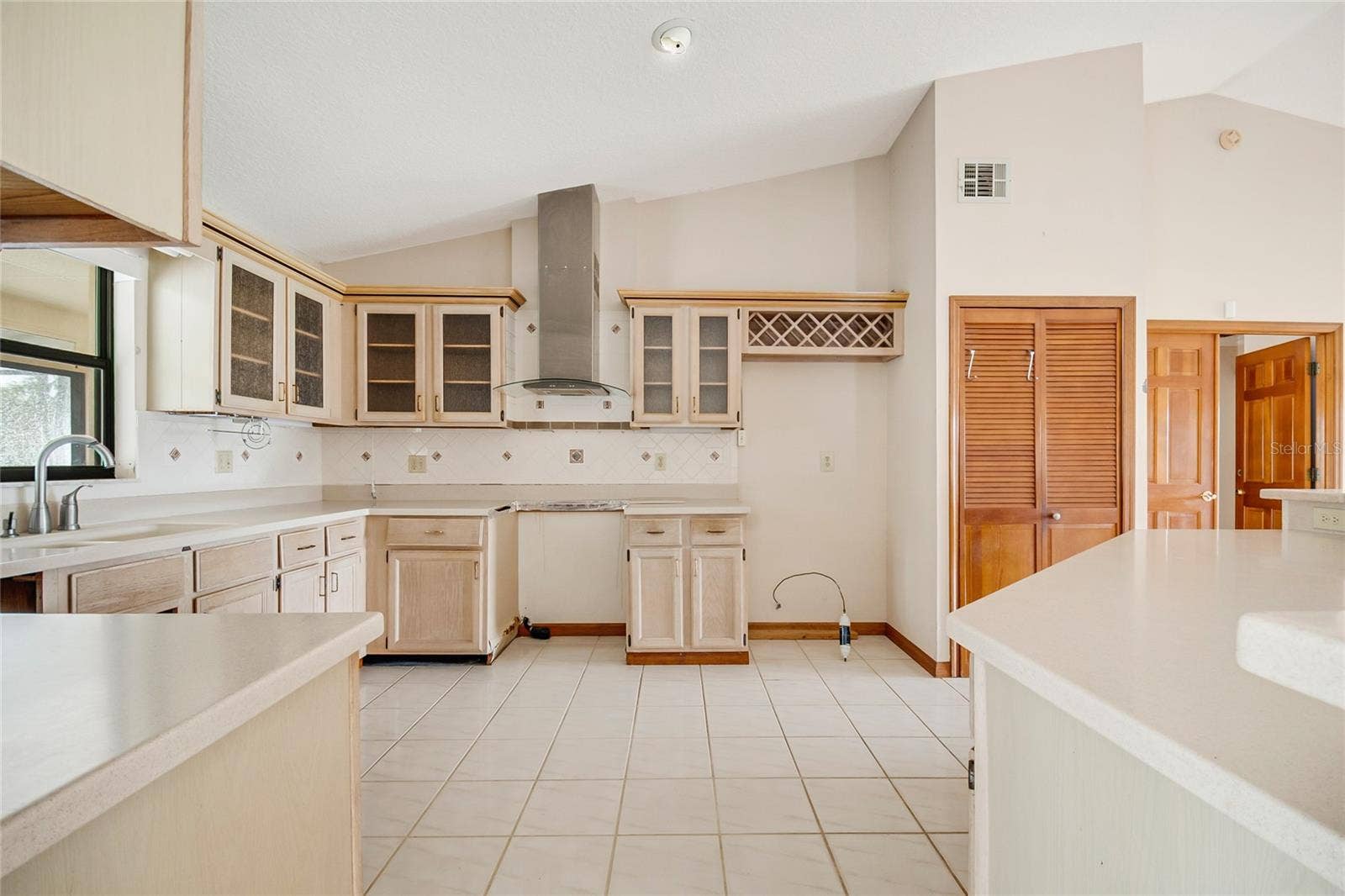 2222 N STEWART STREET, Kissimmee, FL 34746