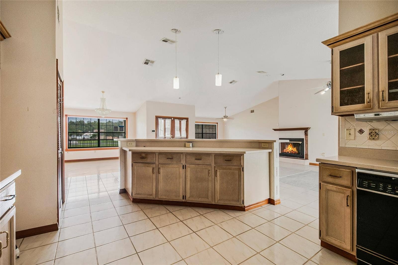 2222 N STEWART STREET, Kissimmee, FL 34746