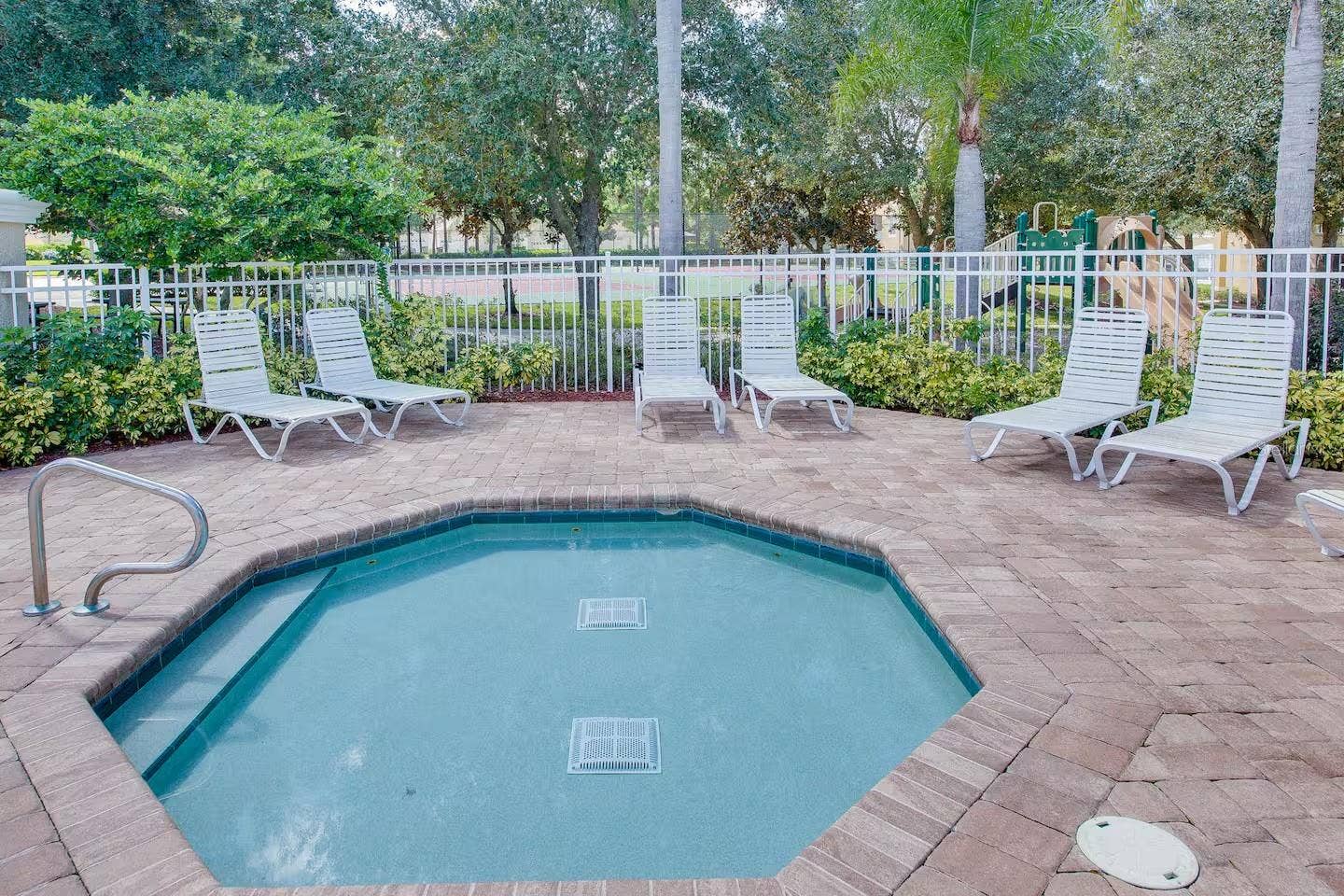 2307 BUTTERFLY PALM WAY, #302, Kissimmee, FL 34747