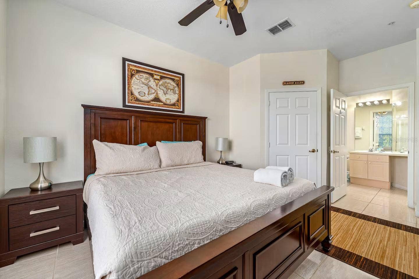 2307 BUTTERFLY PALM WAY, #302, Kissimmee, FL 34747