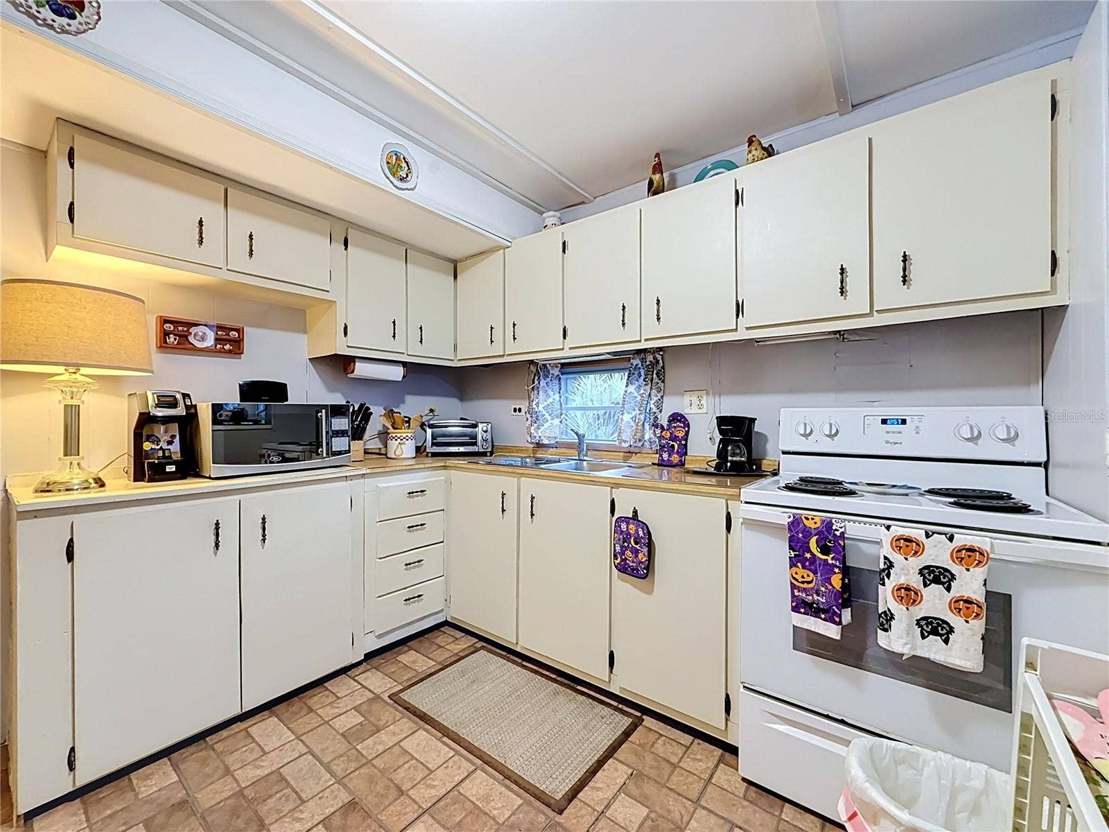 7490 46TH AVENUE N, #101, St Petersburg, FL 33709 7490 46TH AVENUE N, #101, St Petersburg, FL 33709