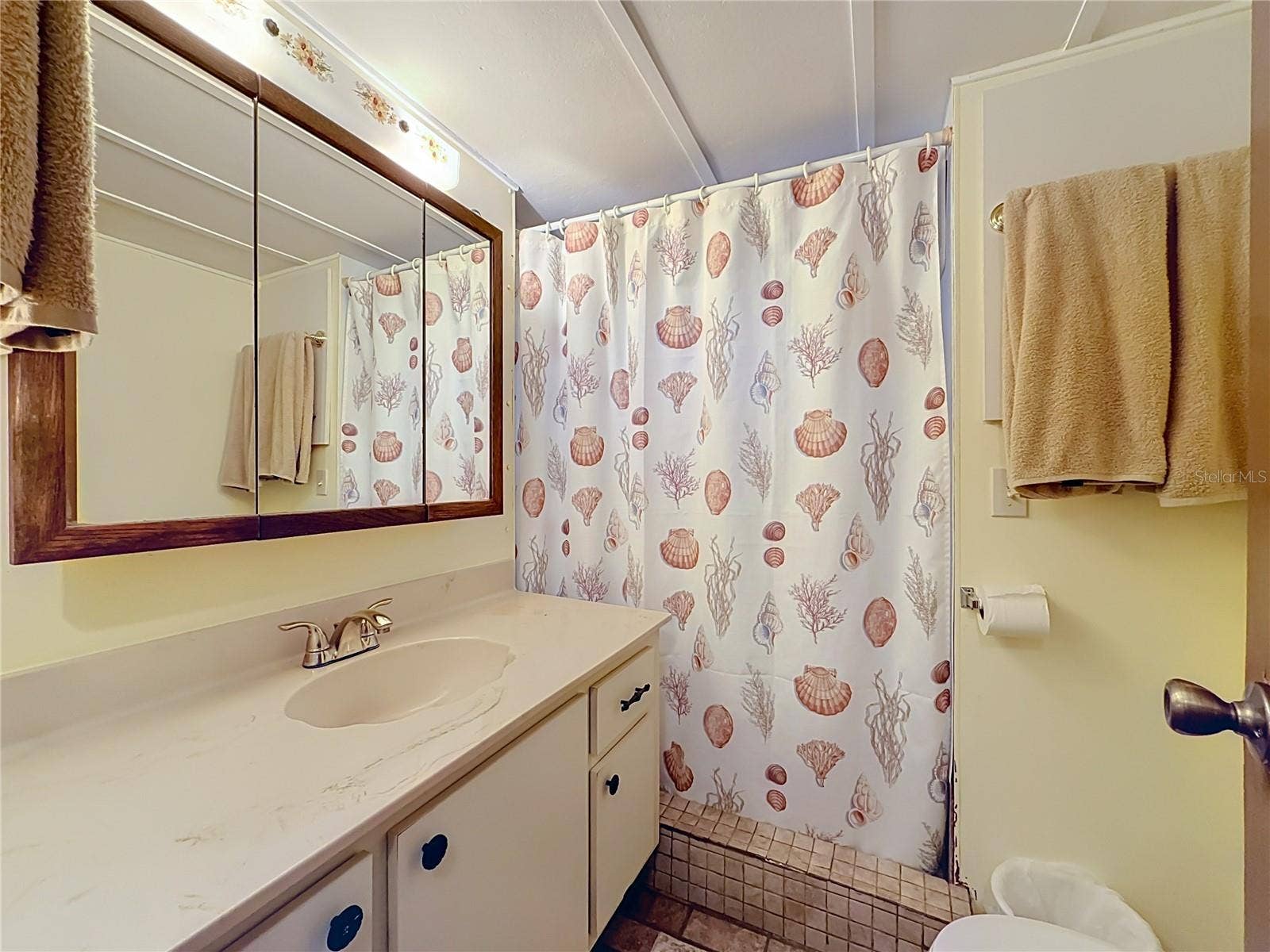 7490 46TH AVENUE N, #101, St Petersburg, FL 33709 7490 46TH AVENUE N, #101, St Petersburg, FL 33709