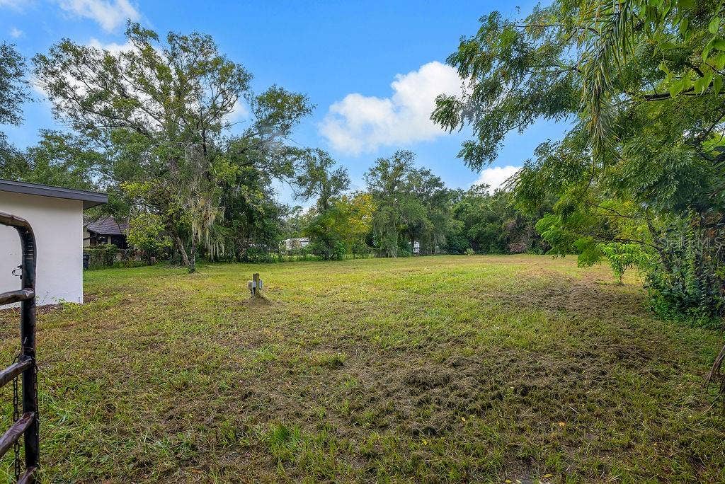 842 DENNIS AVENUE, Orlando, FL 32807
