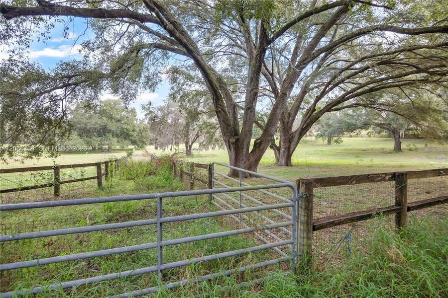 Property photo for 0 ROLLING ACRES ROAD, Fruitland Park, FL