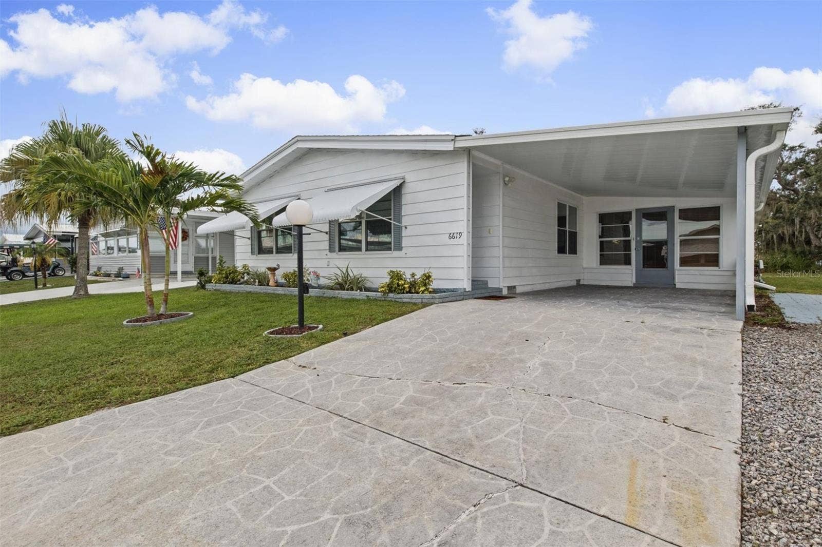 Front Exterior/Carport
