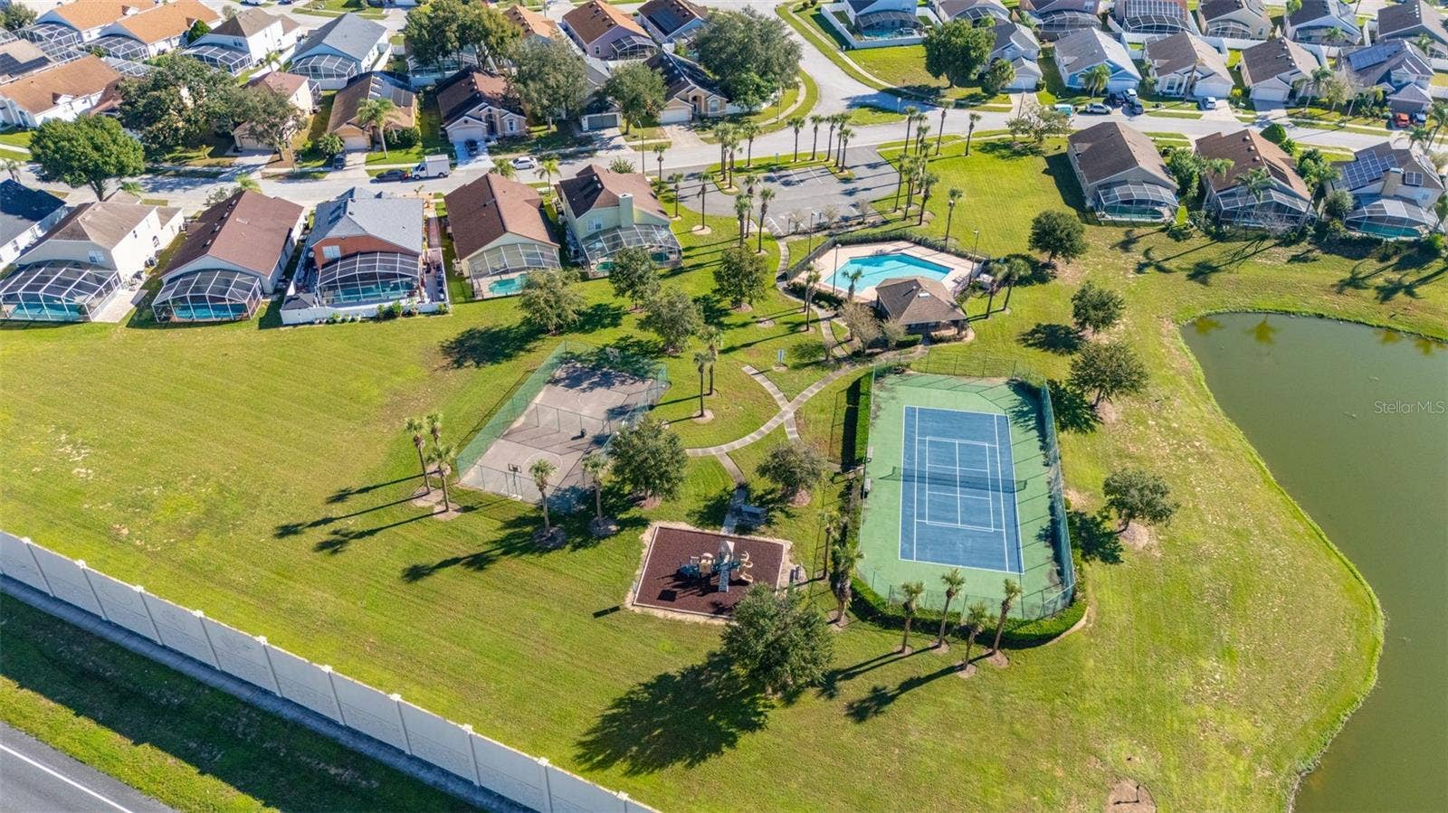 716 ROCHESTER LOOP, Davenport, FL 33897