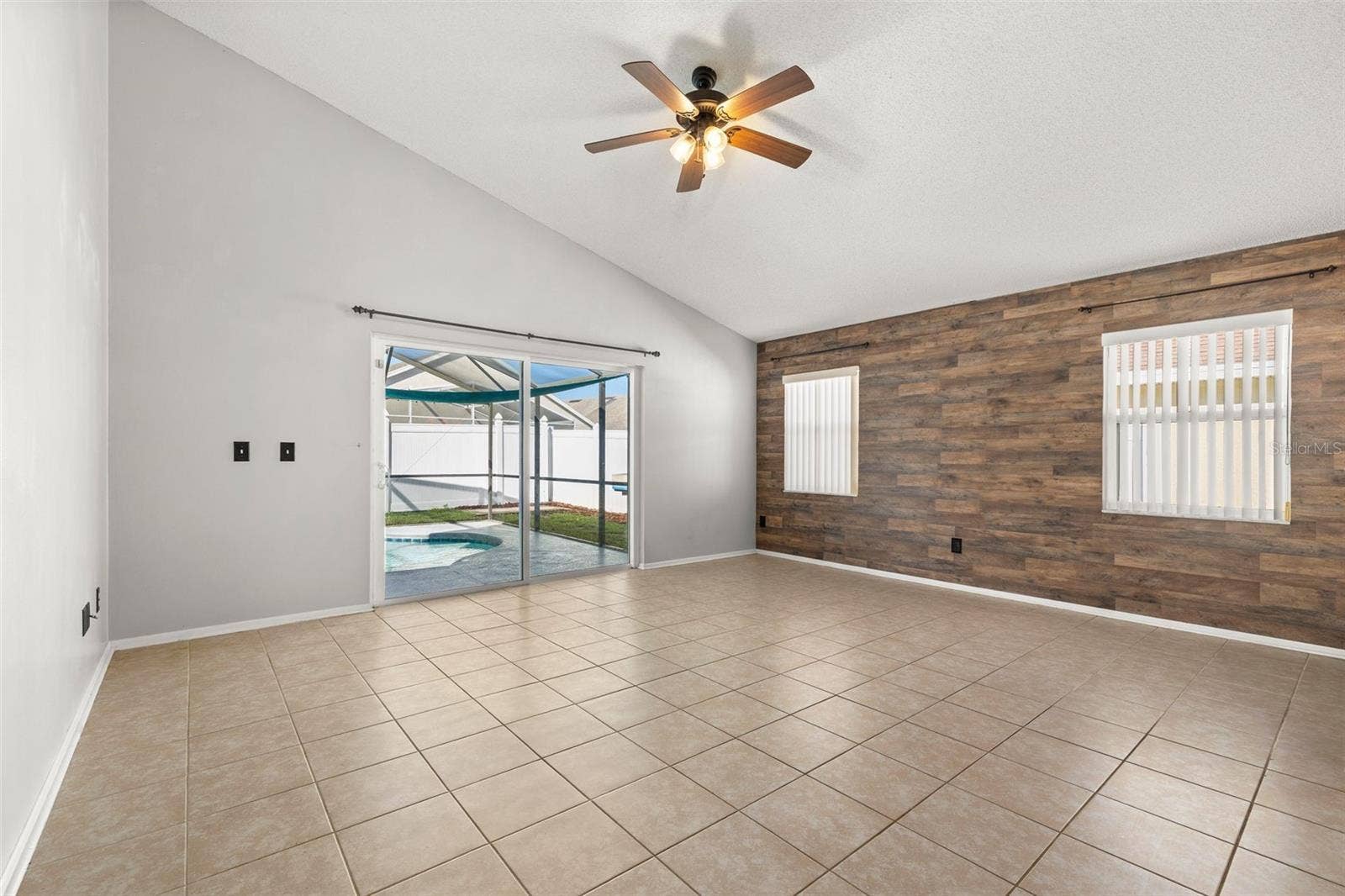 716 ROCHESTER LOOP, Davenport, FL 33897
