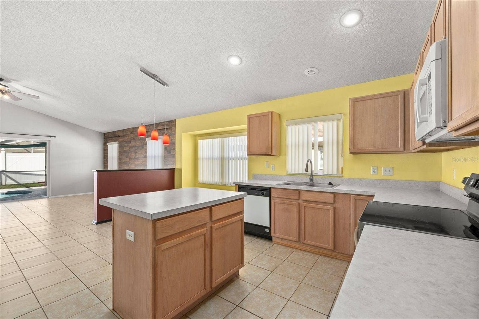 716 ROCHESTER LOOP, Davenport, FL 33897
