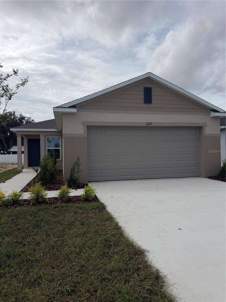 1629 KAYLA CIRCLE, Lake Wales, FL 33853