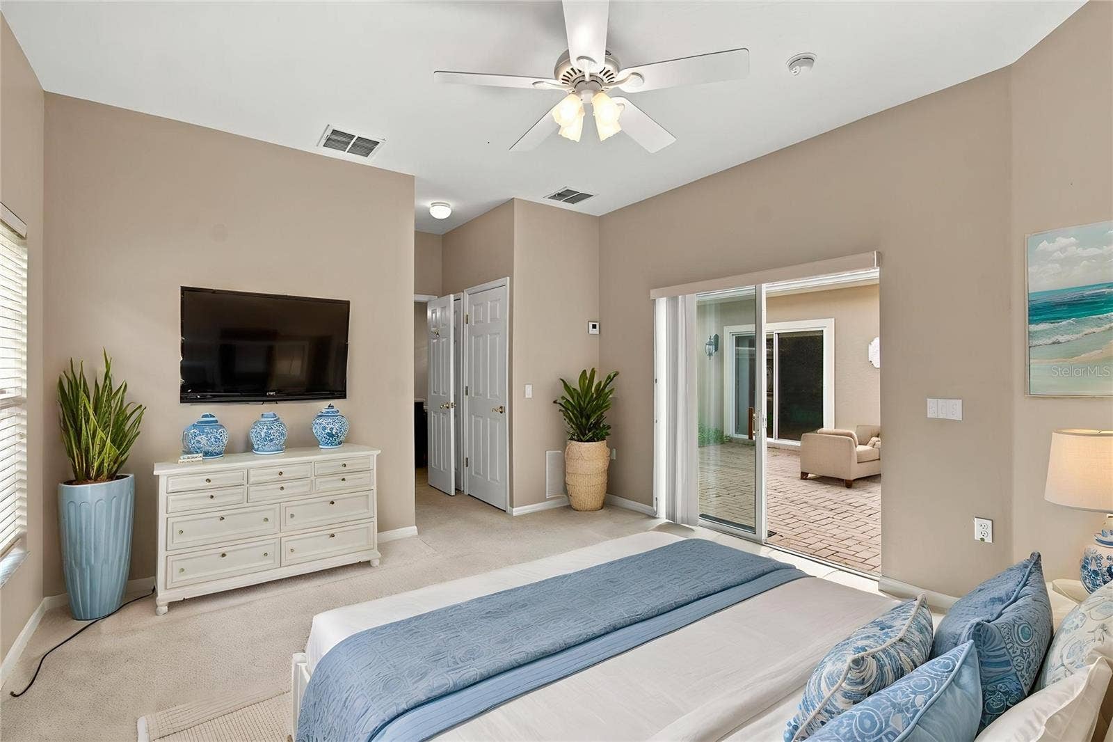 352 HAMRICK DR, Poinciana, FL 34759 Virtually stage Casita
