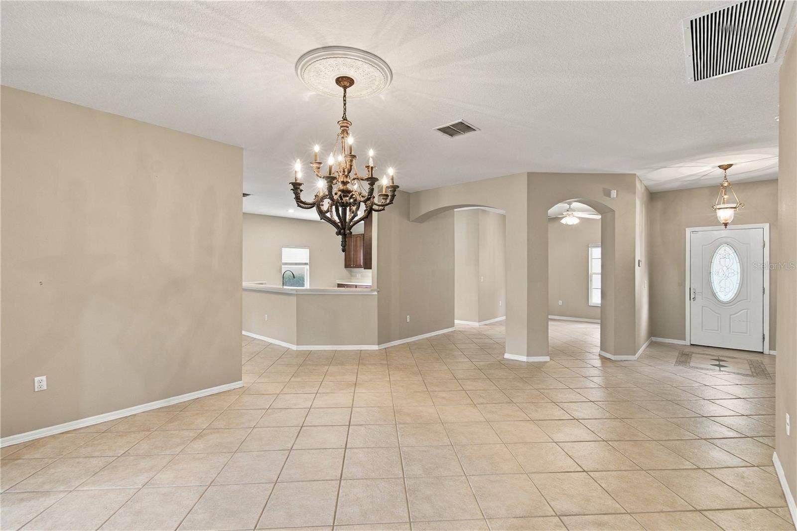 352 HAMRICK DR, Poinciana, FL 34759 352 HAMRICK DR, Poinciana, FL 34759