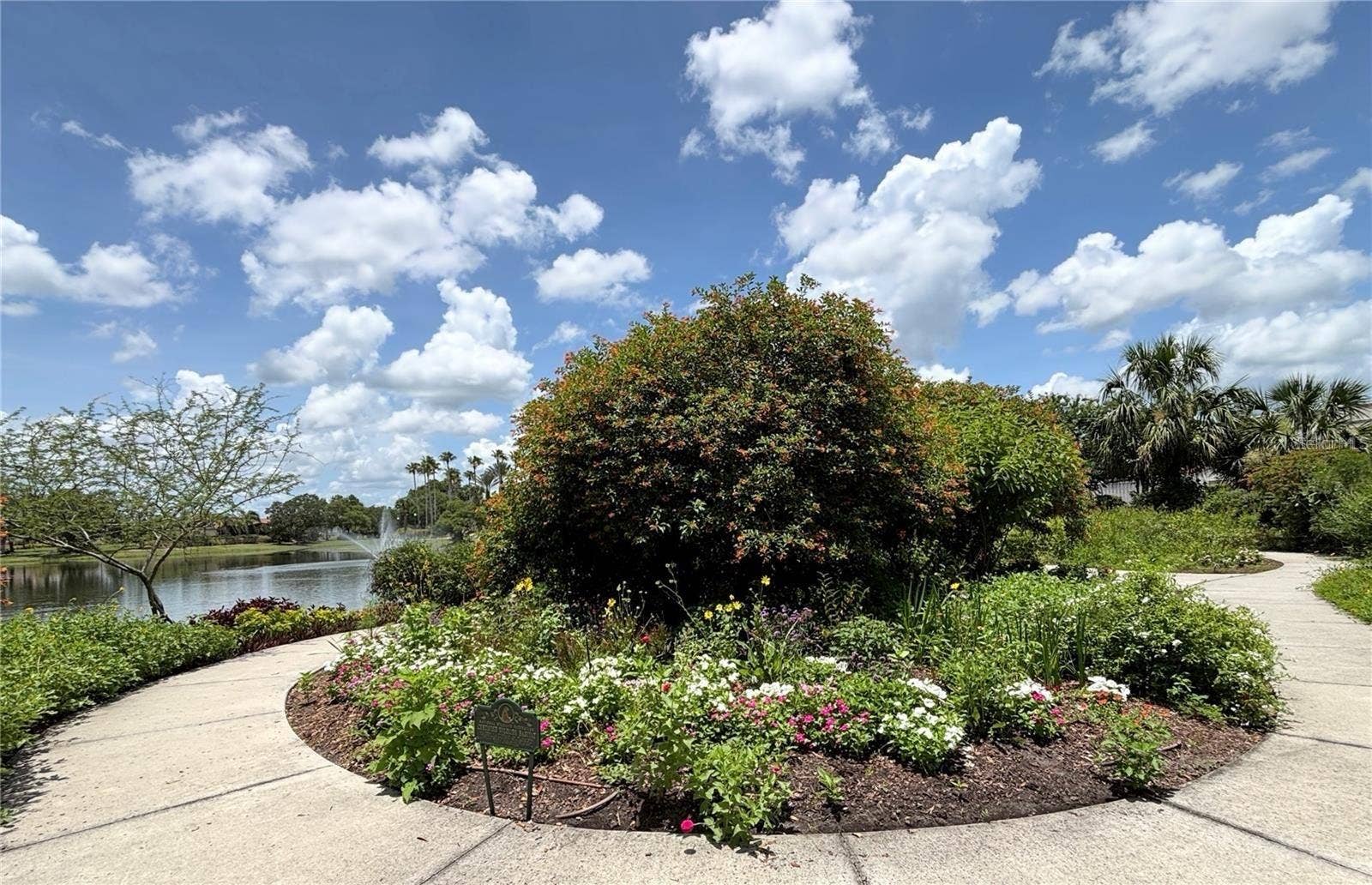 352 HAMRICK DR, Poinciana, FL 34759 Butterfly Garden