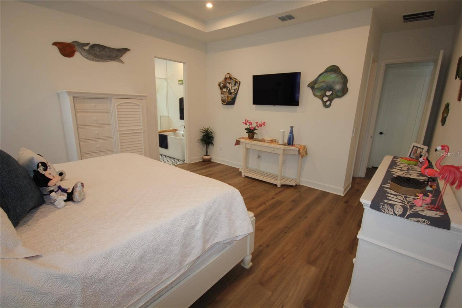1859 BEACH RIDGE RD, Celebration, FL 34747 PRIMARY SUITE