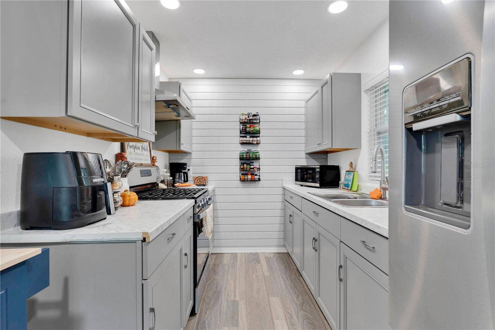 705 NE 44TH AVENUE, Ocala, FL 34470
