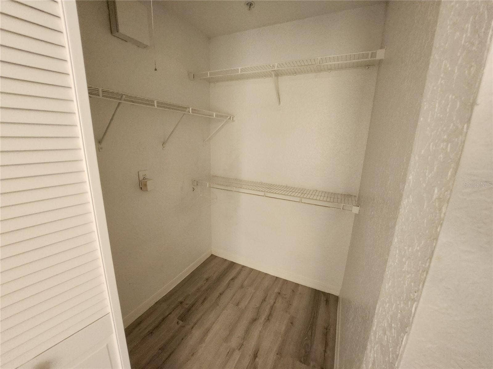 6372 RALEIGH STREET, #1913, Orlando, FL 32835 6372 RALEIGH STREET, #1913, Orlando, FL 32835